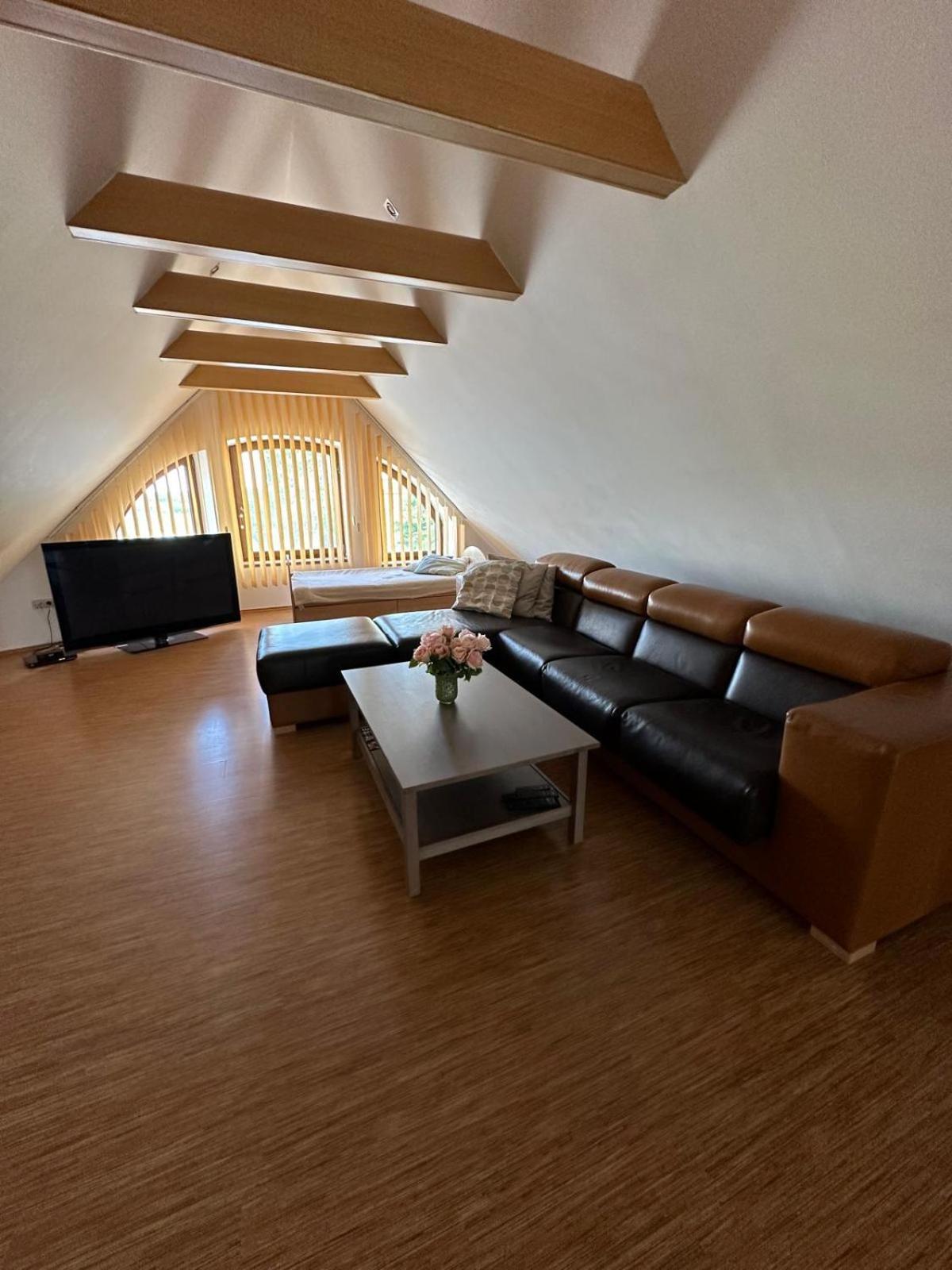 Apartman Lipa Mikulov Extérieur photo