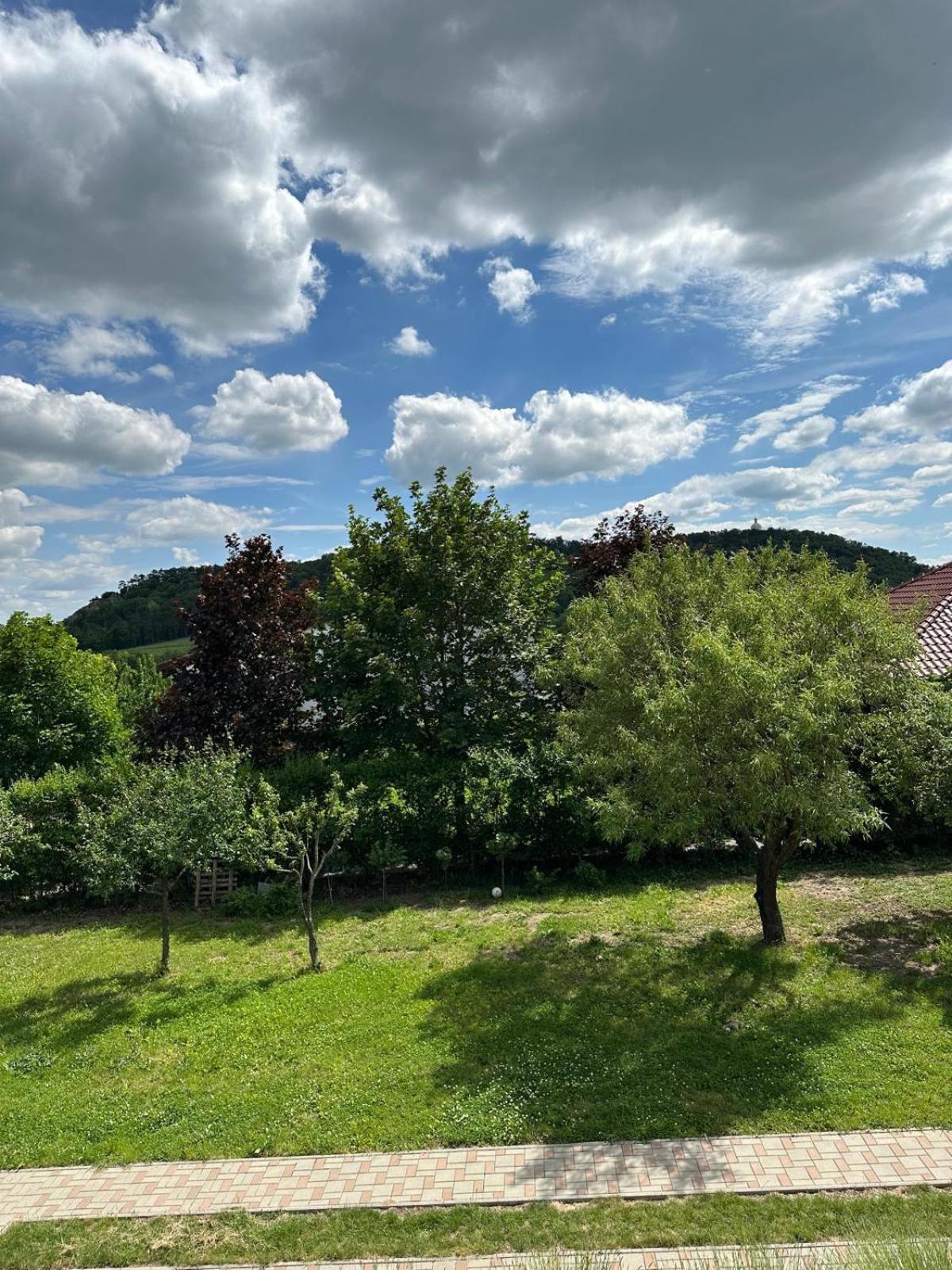 Apartman Lipa Mikulov Extérieur photo