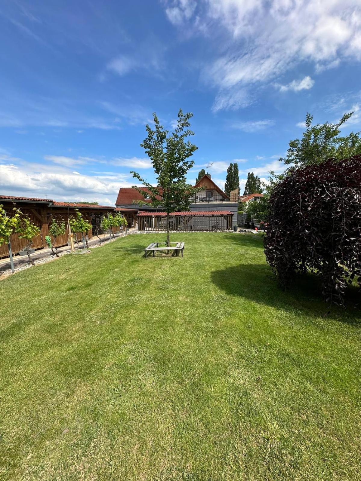 Apartman Lipa Mikulov Extérieur photo