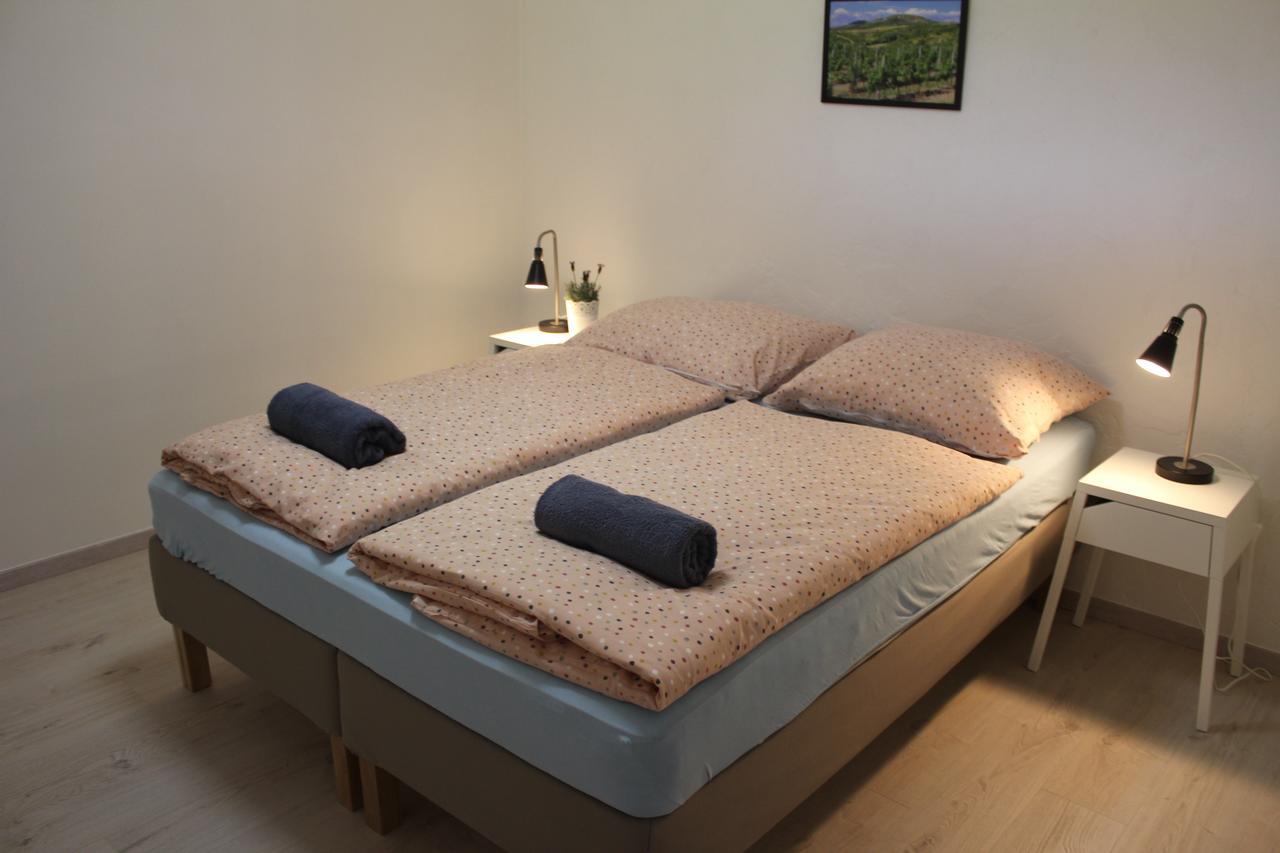 Apartman Lipa Mikulov Extérieur photo