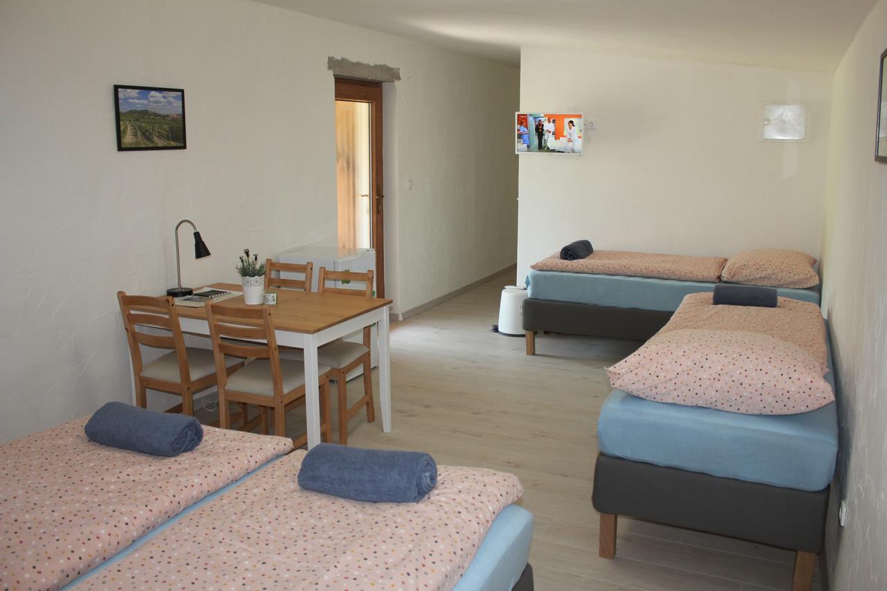 Apartman Lipa Mikulov Extérieur photo